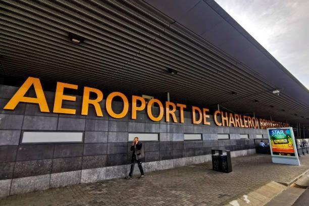 Вилла Charbonnel 2 Bruxelles-Charleroi-Airport Экстерьер фото
